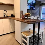 Small Apartamento
