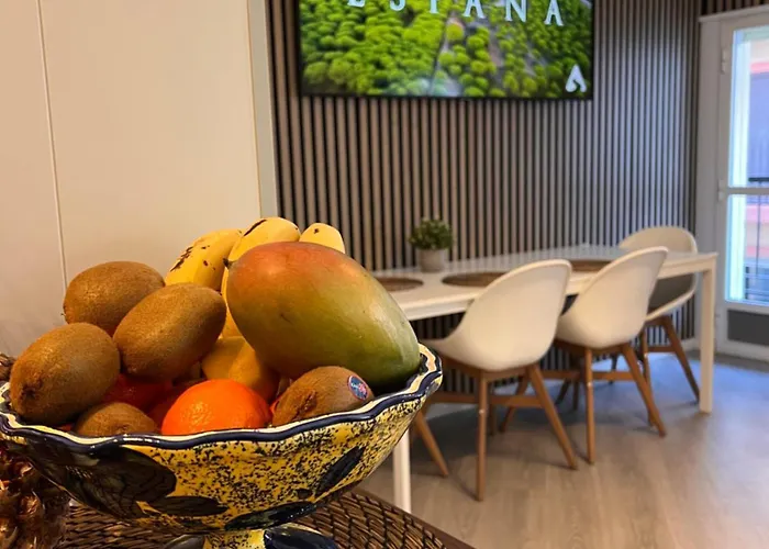 Small 公寓 丰希罗拉